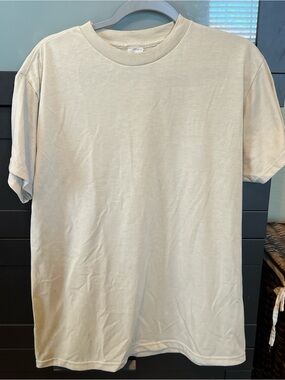 Men's Short Sleeve Crewneck Tee in Light Beige